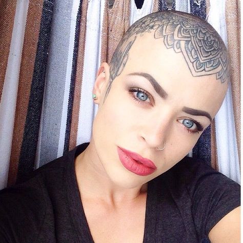 For when I get brave with my Alopecia. Head Tattoo Hair, Bald Tattoo, Bald Head Tattoo, Unique Tattoos Black Women, Hairline Tattoos, Scalp Tattoo, Girls With Shaved Heads, Head Tattoo, Tattoed Women