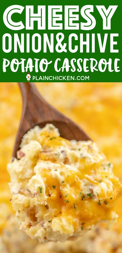 Cheesy Onion and Chive Potato Casserole - SO delicious!! Only 5 ingredients - frozen hash browns, cream of chicken soup, cheddar cheese, bacon and chive and onion cream cheese. Can make ahead of time and refrigerate or freeze for later. Great for a crowd! #casserole #freezermeal #potatocasserole #sidedish #potatoes Chive And Onion Cream Cheese, Crowd Recipes, Frozen Hash Browns, Vegetable Salads, Christmas Extravaganza, Savory Sides, Sides Dishes, Potatoes Onions, Cheesy Potato