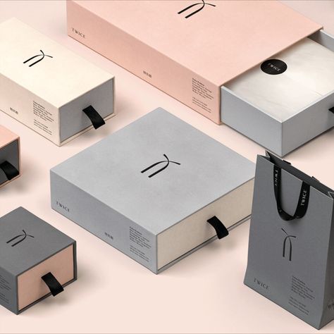 Mockup packaging box