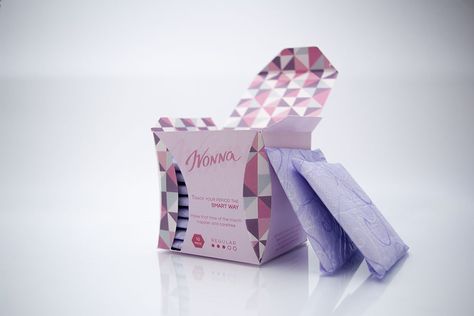 Every woman knows that being on your period can be less than ideal, but  what if there was a product that made navigating that time of the month  less stressful? Ivonna is a smart period pad designed by Studio Zak that  helps conquer this task. Sanitary Pads Packaging, Being On Your Period, Pads Packaging, Menstrual Products, Soap Packaging Design, Feminine Pads, Period Pads, Innovative Packaging, Sanitary Napkin