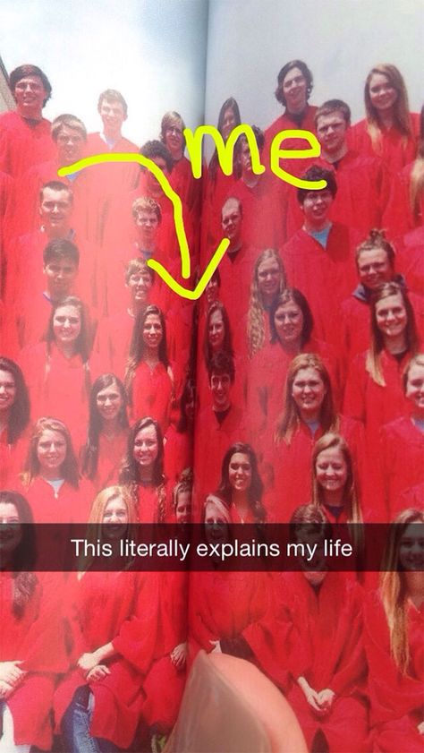 My Senior High School Year Book Delivers One Last Punch Funniest Snapchats, Funny Snapchat Pictures, Baby Poster, Snapchat Funny, Memes Humor, Funny Fails, Funny Posts, Funny Photos, Really Funny