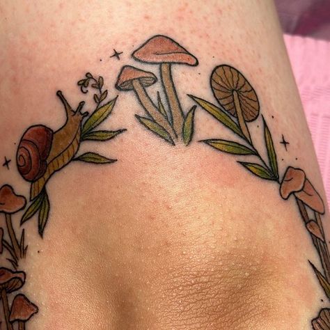 ⛅️ Cloud Hamilton ☁️ Cute Tattoos on Instagram: "Fairy ring around the elbow, ouchies! @lillian.ann was a trooper about it though! 🧚🏻‍♂️🍄✨🐌  #fairyrings #fairyrindtattoo #mushroomtattoo #snailtattoo #queertattooartist #queertattooers #enbytattooartists #805 #whitelotusbodyarts #ventura" Cute Cottage Core Tattoos, Fairy And Frog Tattoo, Fairy Ring Tattoo Elbow, Pixie Hollow Tattoo, Fairy Ring Tattoo, Cottagecore Tattoo, Tattoo Elbow, Snail Tattoo, Whimsical Tattoos