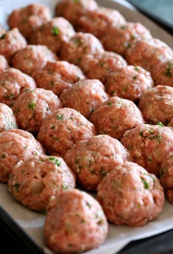 Grandmas Meatball Recipes, 3 Meat Meatballs, Classic Meatball Recipes, Veal Meatballs Italian, Meatball And Sauce Recipe, Italian Grandma Recipes, Italian Meatballs Recipe Authentic, Baked Meatball Recipes, Sunday Meatballs