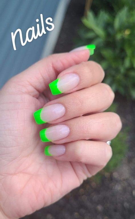 Neon Green French Tip Nails Square, Neon Green Nails French Tip, Lime Green Nails French Tip, Acrylics Short Square, Lime Green And White Nails, Lime Green Nails Acrylics, Green French Tip Toes, Green Nails With Chrome, Nails Acrylics Short