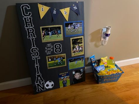 Senior Night Posters Soccer Boyfriend, Soccer Poster Ideas For Boyfriend, Senior Soccer Poster Ideas, Senior Night Gift Ideas Soccer, Senior Night Poster Soccer, Homecoming Boards, Football Senior Night Posters, Soccer Senior Night Posters, Soccer Collage