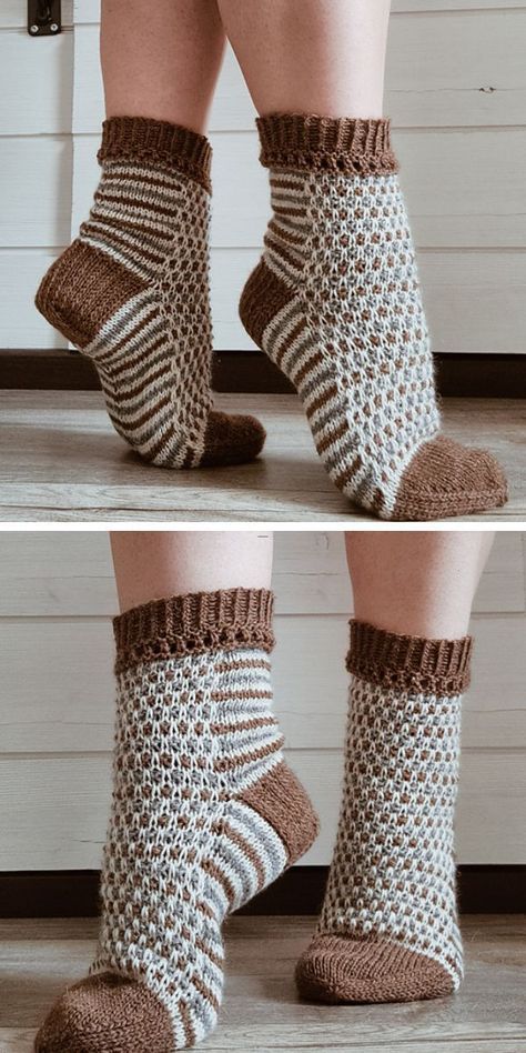 Modern Knitted Socks Designs with Free Patterns for Everyone Men Socks Pattern, Sock Yarn Knitting Patterns, Knitted Socks Free Pattern, Sock Designs, Modern Knitting Patterns, Socks Design, Colorwork Knitting, Work Socks, Sock Outfits