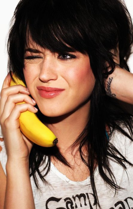 Katy Perry Katy Perry Makeup, Banana Phone, Katie Perry, A Banana, Her Music, Katy Perry, Bananas, Beautiful People, Singers