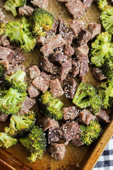 Sheet Pan Beef and Broccoli on a pan Sheet Pan Beef And Broccoli, Sheet Pan Beef, Easy Beef And Broccoli, Oven Recipe, Sheet Pan Dinners Recipes, Main Course Dishes, Sheet Pans, Quick Dinner Ideas, Beef And Broccoli