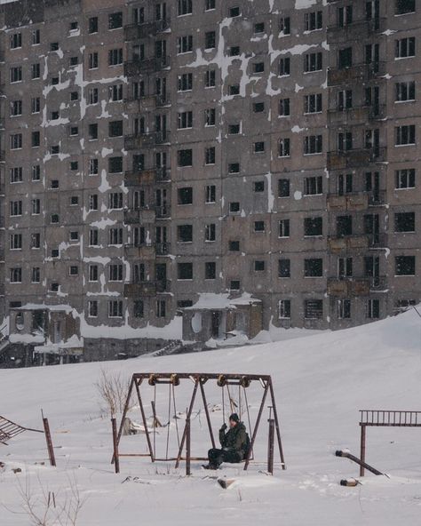 Eastern European Apartment Building, Soviet Apartment Building, Svetlana Yevgenivna, Slavic Core, Film Moodboard, Mental Space, Brutalism Architecture, Bg Design, European Aesthetic