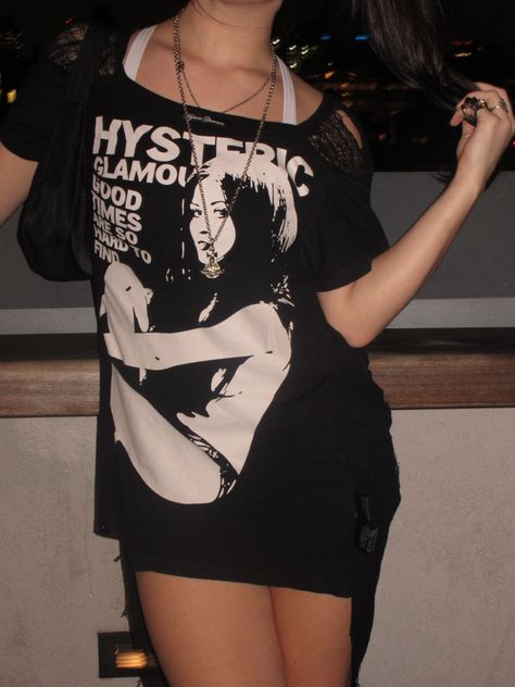 Hysteric Glamour Outfit, Rockstar Gf, Hysteric Glamour, Swaggy Outfits, 2000s Fashion, Dream Clothes, Fashion Killa, Outfits Casuales, Look Cool