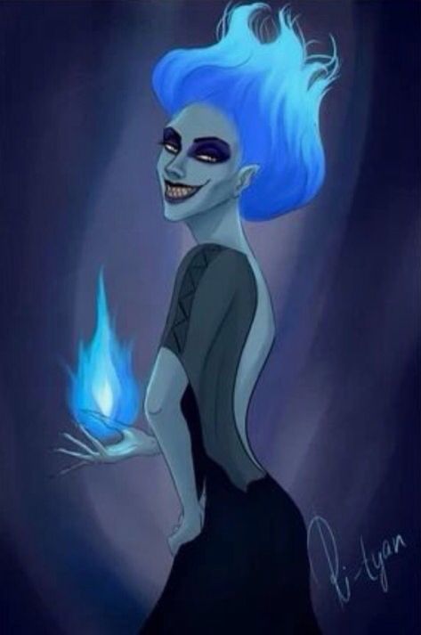 Female Version of Hercules Hades Costume, Disney Pics, Adornos Halloween, Halloween 2017, Nerd Stuff, Cosplay Ideas, Disney And Dreamworks, Disney Villains, Disney Animation