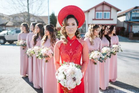 Bride and bridesmaids look stunning in this east bay shoot. Ao Dai Wedding Bridesmaid, Vietnamese Bridesmaid Dresses, Bridesmaid Ao Dai, Traditional Vietnamese Wedding, Wedding Ao Dai, Vietnamese Wedding Dress, Vietnam Wedding, Vietnamese Wedding, Honey Wedding