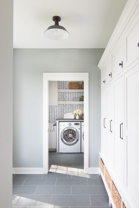 Wallpapered Laundry Room, Laundry Room Tile, Slate Tile Floor, Small Laundry Room Organization, Laundry Room Wallpaper, Room Storage Diy, Laundry Room Flooring, Mudroom Laundry Room, Laundry Room Renovation