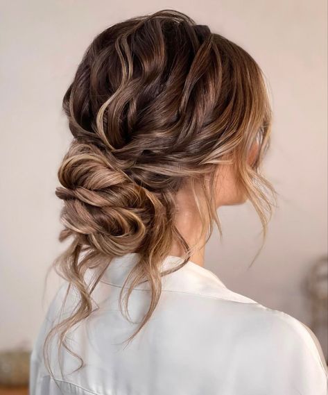 Bun Upstyle, Bridesmaid Hair Inspo, Bridemaids Hairstyles, Twist Updo, Wedding Hair Up, Bridal Hair Inspiration, Wedding Updos, Bridesmaid Hair Makeup, Bridal Hair Updo