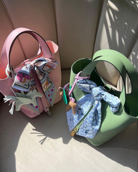 Pastels & Picotins 🌸 Which one are you adding? Green or pink? @eliteusa Pastel Purse, Purse Collection, Personal Shopping Service, Hermes Birkin 25, Picnic Bag, March 30, Birkin 25, Luxury Shopping, Which One Are You