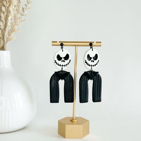 This Unique Handcrafted Earrings Are Extremely Lightweight Material, And Will Make You Stand Out. Each Pair Is Handcrafted By Me, So Please Allow For Slight Variations. Post Sealed With Resin For Sturdy Long, Lasting Jewelry. Stainless Steel Backing Post. Please Feel Free To Reach Out To Me If You Have Any Questions. Instagram: @Mar.Handmadeco Jack Skellington Clay Earrings, Halloween Teardrop Earrings, Nightmare Before Christmas Clay Earrings, Fall Inspired Clay Earrings, Polymer Clay Gifts For Men, Polymer Clay Jewelry Ideas Inspiration, Fall Resin Earrings, Halloween Clay Earring Ideas, Halloween Earrings Clay