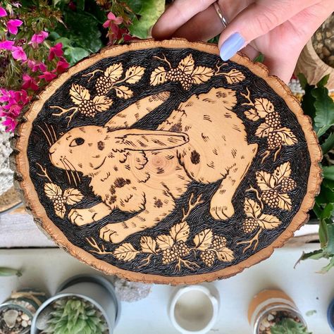 Anna Kachelries (@annafaith_art) • Instagram photos and videos Aesthetic Wood Burning, Wood Burning Fall Ideas, Cat Wood Burning, Flower Wood Burning, Wood Burning Mushroom Art, Woodburning Ideas, Wood Burning Ideas, Fox Wood Burning, Cottagecore Pyrography