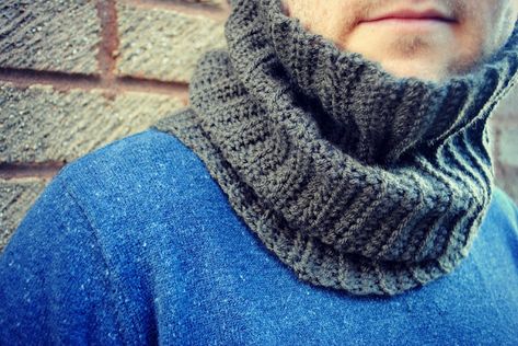 Crochet Mens Scarf, Crochet Cowl Free Pattern, Crochet Men, Crochet Neck Warmer, Crochet Cowl Pattern, Crochet Gloves, Cowl Pattern, Crochet Cowl, Ideas Crochet