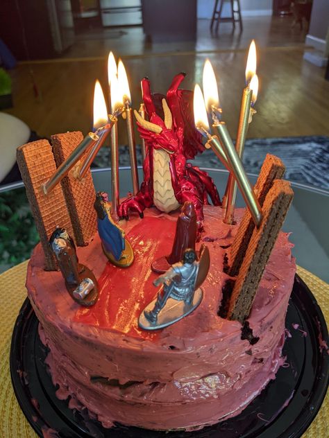 Dnd Birthday Cakes, Nerdy Birthday Party, D And D Cake, Dnd Birthday Party Decorations, Dnd Themed Birthday Party, Dnd Birthday Cake, D&d Birthday, Dnd Birthday Party Ideas, Dnd Desserts