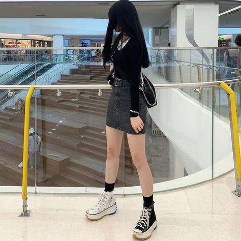 일본 패션, Kawaii Fashion Outfits, Korean Girl Fashion, Kpop Fashion Outfits, Edgy Outfits, Korean Outfits, Kpop Fashion, Grunge Outfits, Cute Casual Outfits