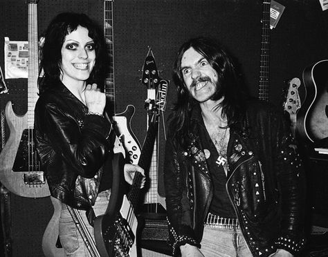 Lemmy Kilmister and Gaye Advert Gaye Advert, Motorhead Logo, Image Bob Marley, Lemmy Motorhead, 70s Punk, Unseen Images, Lemmy Kilmister, The Wailers, Women In Music