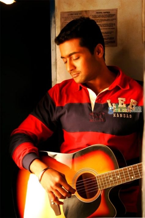 surya Varanam Aayiram, Actors Male Hottest, Vaaranam Aayiram, Surya Actor, New Images Hd, Malayalam Movie, Actors Male, Black Actors, Army Quotes