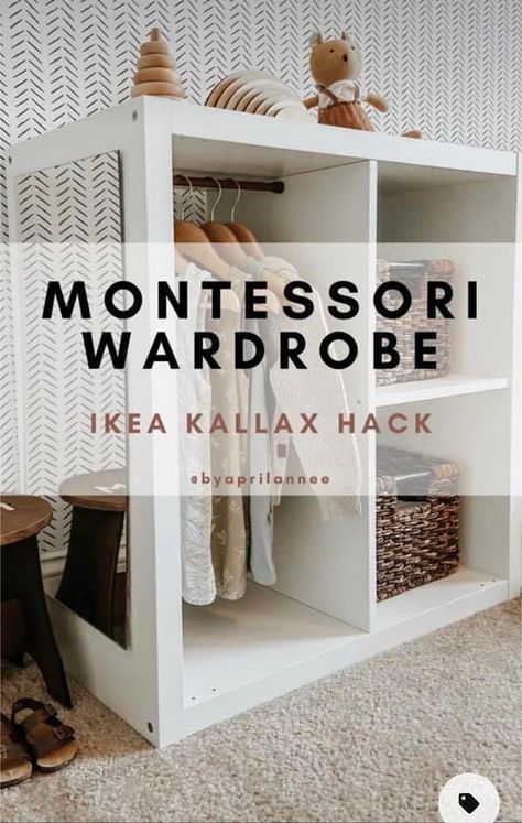 Kallax Bookcase, Camera Montessori, Montessori Wardrobe, Montessori Toddler Rooms, Mirror Kids, Ikea Desk Hack, Montessori Bedroom, Montessori Room, Toddler Playroom