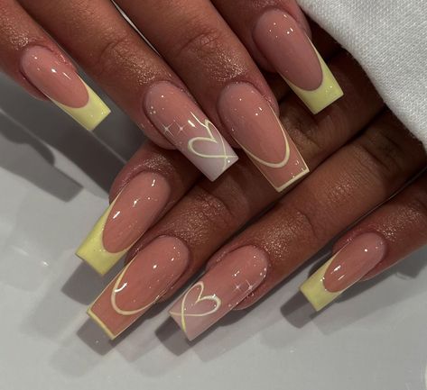 Yellow Nails Design, Girly Acrylic Nails, Cute Acrylic Nail Designs, French Acrylic Nails, Nail Swag, Acrylic Nails Coffin Short, Nagel Inspo, Short Acrylic Nails Designs, Pink Acrylic Nails