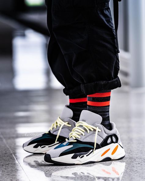 Yeezy Waverunner 700 Outfit Men, Waverunner 700 Outfit Men, Waverunner 700 Outfit, Waverunner 700, Yeezy Wave Runner, Wave Runner, Yeezy 700, Air Jordan Sneaker, Cool Outfits