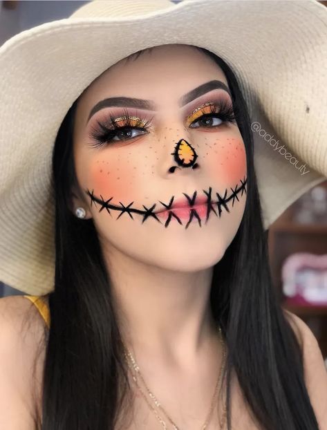 Makijaż Sugar Skull, Halloween Makeup Diy Easy, Scarecrow Halloween Makeup, Pelottava Halloween, Halloween Costumes Scarecrow, Halloween Makeup Clown, Scarecrow Makeup, Halloweenský Makeup, Holloween Makeup