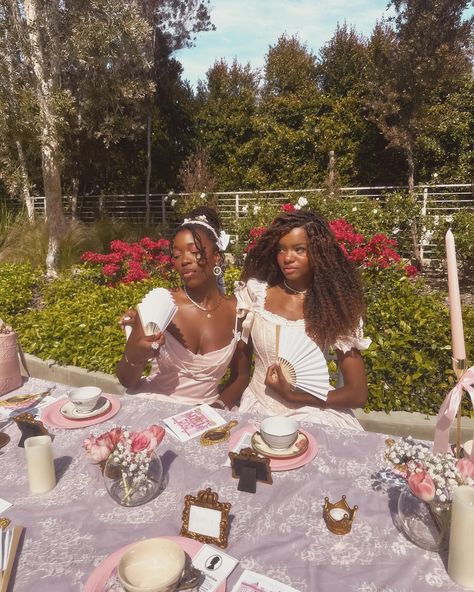 #metgala Theme: Garden 🌷✨☁️🧚🏾‍♀️ #gardenparty #bridgerton #teapartytheme #princesscore Tea Party Photoshoot Black Women, Tea Party Photoshoot Indoor, Tea Party Aesthetic Black Women, Bridgerton Aesthetic Black Women, Black Bridgerton Aesthetic, Bridgerton Picnic Aesthetic, Bachelorette Party Black Women, Bridgerton Photoshoot Ideas, Modern Bridgerton Outfits