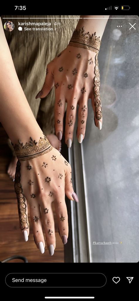 Henna Trendy Designs, Aesthetic Mehendi Minimal, Short Mehndi Design Front Hand, Islamic Henna Designs, Mehandi Finger Cap Design, Desi Wedding Aesthetic Mehendi, Negative Space Mehendi Designs, Minimal Mehendi Designs Aesthetic Palm, Dainty Mehendi Designs