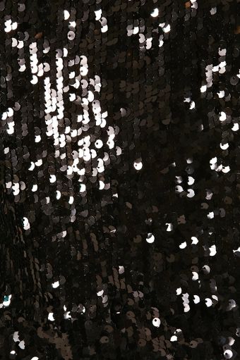 Black Glitter Fabric, Black Glitter Outfit, Catherine Baba, Sparkling Fabric, Sequin Fashion, Sequin Table, Table Clothes, Black Gold Jewelry, Black Sparkle