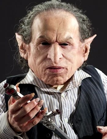 Harry Potter Goblin, Harry Potter Movie Characters, Harry Potter Portraits, Harry Potter Professors, Warwick Davis, Harry Potter Wiki, Goblin Art, Ronald Weasley, 1 May