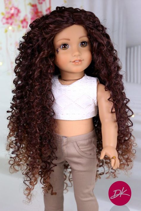 Human Wigs, Baby Shampoo, Beautiful Wigs, Hair Density, Doll Wigs, Ombre Effect, Sweet Chocolate, Doll Eyes, Old Dolls