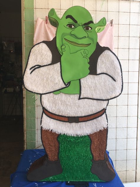 Shrek Pinata, Shrek Birthday Party, Shrek Birthday, Shrek Fiona, Shrek Party, Piñata Ideas, Bday Party Theme, Shrek, Pita