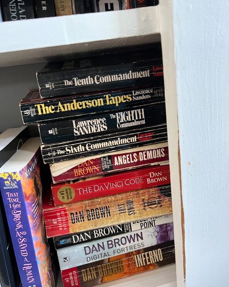 I have a confession. I love crusty old books. The mass marketed paperbacks with yellow page edges and cracked spines that smell like they’ve been stored in an old man’s woodshed and read in his breaks as he feeds stray cats. I love those books just as much as I love the clean brand new books that smell like a pristine printing press and have matte covers and sprayed edges. This one is a noir-esc mystery and was published by @berkleypub in 1980. I have the entire set, and got them second han... I Hope One Day, Tiktok Ideas, Stray Cats, Book Spine, Yellow Pages, Mass Market, Printing Press, Old Books, Old Man