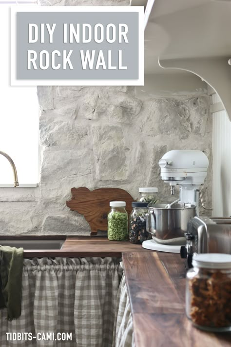 Diy Interior Stone Wall, Diy Stone Wall Interior, Faux Stone Wall Interior, Indoor Stone Wall, Diy Stone Veneer, Stone Wall Ideas, Interior Stone Wall, Faux Rock Walls, Fake Stone Wall