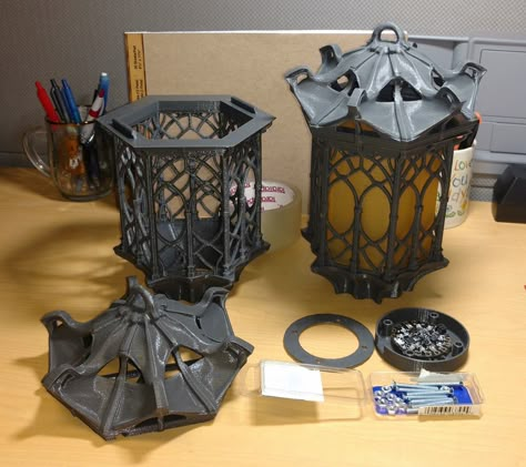 Gothic Lantern by beer92266. Based on a design by Shira. 3d Print Witchy, 3d Printed Lantern, 3d Printed Room Decor, 3dprinting Ideas Projects, 3d Printing Ideas Halloween, Halloween 3d Printing, Halloween 3d Print, 3d Printing Ideas Creative, Cute 3d Printing Ideas