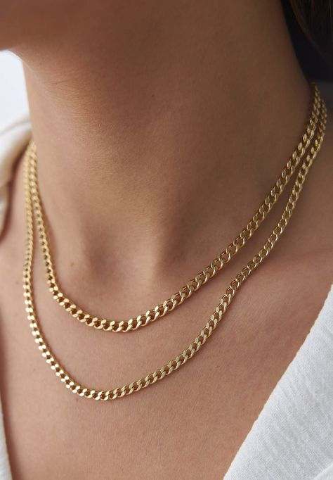 Cuban Gold Chain Women, Men Gold Chain, Cuban Link Choker, Gold Chain Women, Women Gold Chain, Gold Chain Men, Necklace Layers, Jewelry Product Shots, 2024 Wishlist