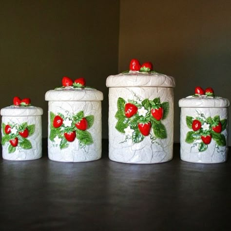 Canister Sets For Kitchen, Strawberry Pictures, Strawberry Ceramic, Vintage Kitchen Canisters, Ceramic Kitchen Canisters, Strawberry Kitchen, Kitchen Ceramic, Strawberry Delight, Cherry Kitchen