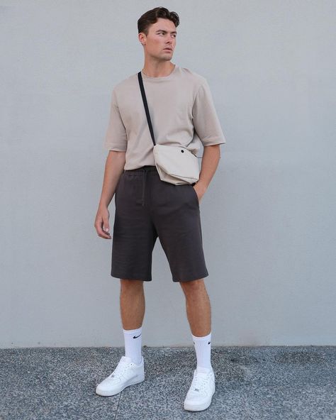 Outfit Streetwear, Mens Haircuts Fade, Men Street, Mens Street Style, Haircuts For Men, 90s Fashion, Clothing And Shoes, Casual Fashion, Normcore