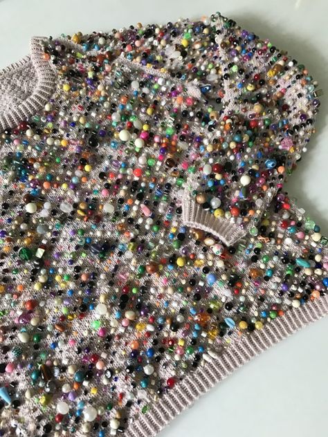 Bead Knit, Fair Isles, Beaded Sweater, Knitwear Design, Knit Outfit, Knit Fashion, Knitting Inspiration, Diy Inspiration, Fashion Details