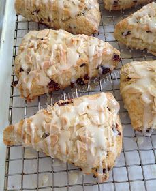 I did this over the weekend for our breakfast. It is a no fuss recipe and I always used this basic recipe with a few add-ins; like fresh... Biscuit Rolls Recipes, Almond Scones, Tea Scones, Cranberry Orange Scones, Cranberry Scones, Cream Puff Recipe, Orange Scones, Homemade Scones, Bread Loaves