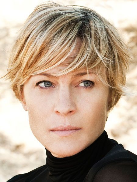 Robin Wright Robin Wright Haircut, Robin Wright Hair, Bob Hairstyles For Thick, Robin Wright, Bob Hairstyles With Bangs, Short Straight Hair, Popular Haircuts, Short Bob Hairstyles, Short Cuts