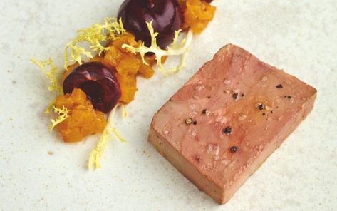 Spiced cherries and mango chutney give this hearty, rustic terrine a fresh note. Chicken Liver Terrine, Chicken Terrine, Terrine Recipe, French Delicacies, Vegetarian Ideas, Vegan Starters, Dish Ideas, Chicken Liver, Mango Chutney