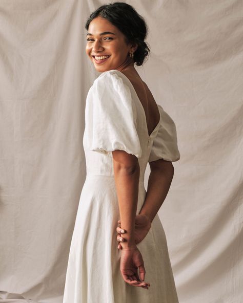 Sustainable Wedding Dress, Linen Wedding Dress, Unique Wedding Gowns, Linen Wedding, Vintage Inspired Wedding Dresses, Contemporary Bride, Sleeved Wedding, Simple Wedding Dress, Sustainable Wedding