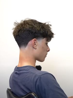 Textured Hairstyles, Taper Fade Short Hair, Mid Fade Haircut, Taper Fade Curly Hair, Fade Haircut Curly Hair, メンズヘア ショート, Low Taper Fade Haircut, Mens Haircuts Short Hair, Low Fade Haircut