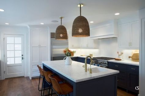 Our Favorite Blue Kitchen Cabinet Paint Colors - Christopher Scott Cabinetry Shaker Island, Blue Kitchen Paint, Inset Cabinetry, Custom Cabinet Doors, Painted Kitchen Cabinets Colors, Hale Navy, Blue Kitchen Cabinets, Cabinet Paint Colors, Shaker Style Doors