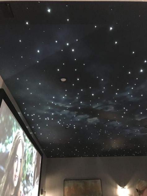 Room With Stars Ceiling, Black Room With Black Ceiling, Starcore Aesthetic Bedroom, Star Night Ceiling, Night Sky On Ceiling, Constellation Interior Design, Star Bedroom Ceiling, Black Star Ceiling, Ceiling Decor For Bedroom